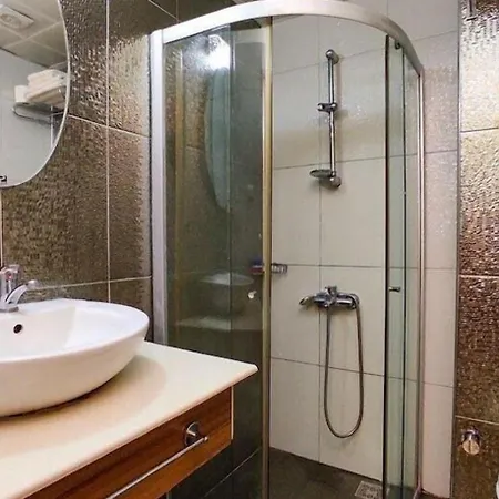 Beautiful Sultan House At Cleopatra Beach 1 With Umbrellas, Balcony, Barbecue, Private 100mbps Wifi, Smart Tv, Table Games, Vip Trans-fer - Beautiful Apartmenthouse