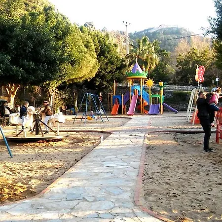 Beautiful Sultan House At Cleopatra Beach 1 With Umbrellas, Balcony, Barbecue, Private 100mbps Wifi, Smart Tv, Table Games, Vip Trans-fer - Beautiful Apartmenthouse * Alanya